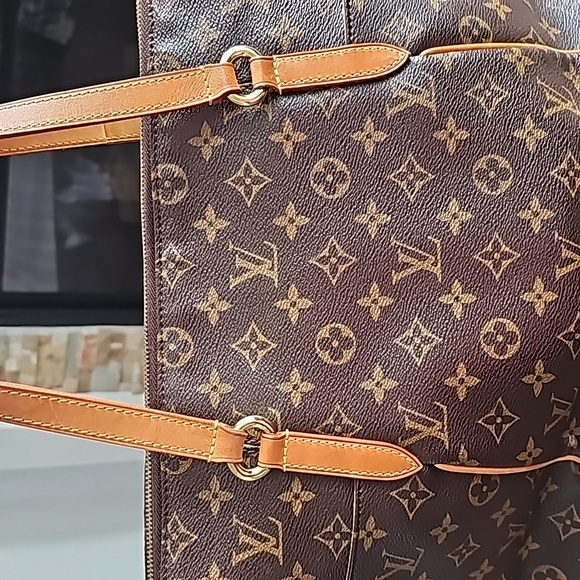 🔥1DAYSALE🔥Louis Vuitton Monogram Totally MM - Picture 13 of 17